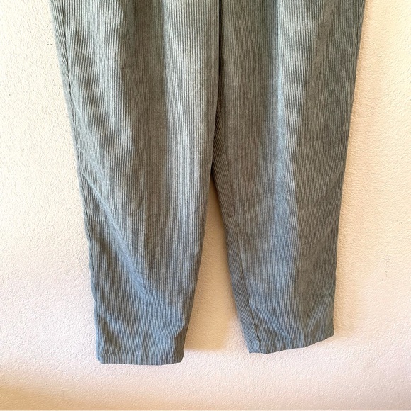 Madewell Corduroy High-Rise Tapered Pants 8 - Picture 6 of 10
